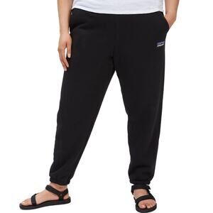 181 Patagonia Men’s Sweatpants Black Size M